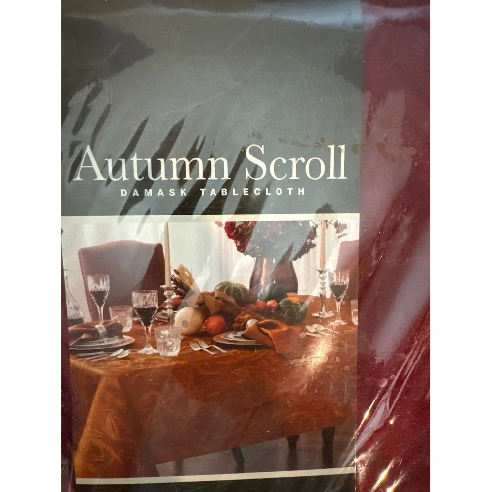 Town & Country Living Autumn Scroll Damask Tablecloth Wine 60x104 Oblong NEW